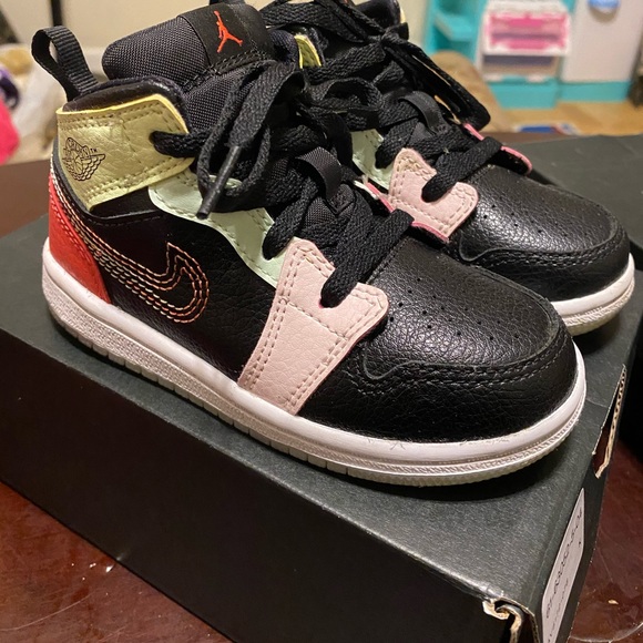 Air Jordan 1 toddler/baby - Picture 3 of 6
